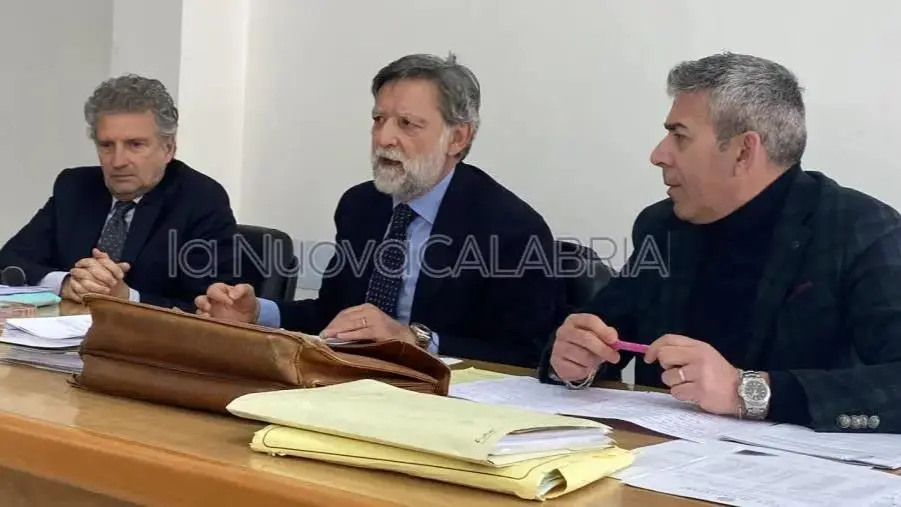 Catanzaro, la denuncia di "Azione": "La Fondazione Politeama è seriamente a rischio"