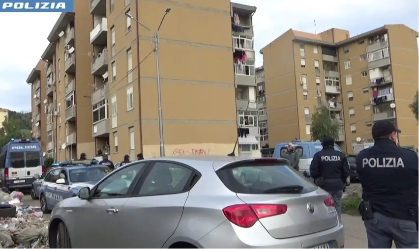 Catanzaro, il Questore emette tre provvedimenti di Avviso Orale Aggravato a soggetti di etnia rom