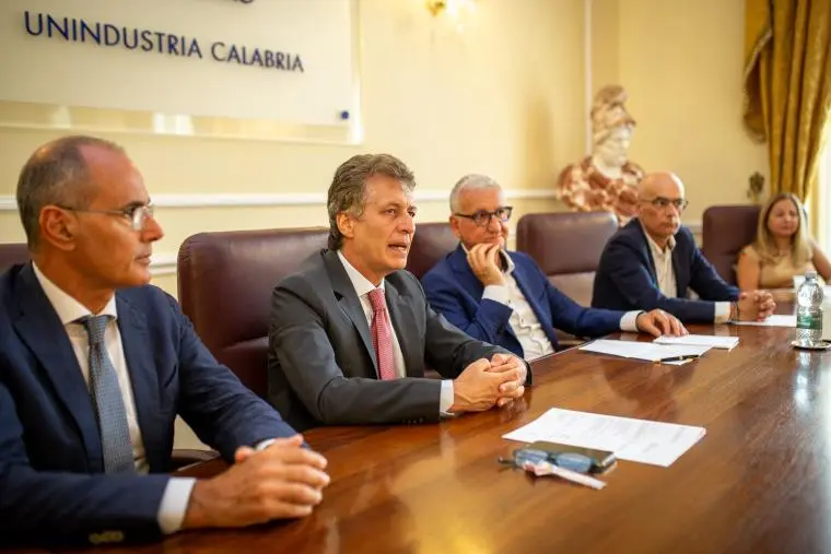 Sicurezza sul lavoro, legalità: il prefetto De Rosa ospite dell’assemblea di Confindustria Catanzaro