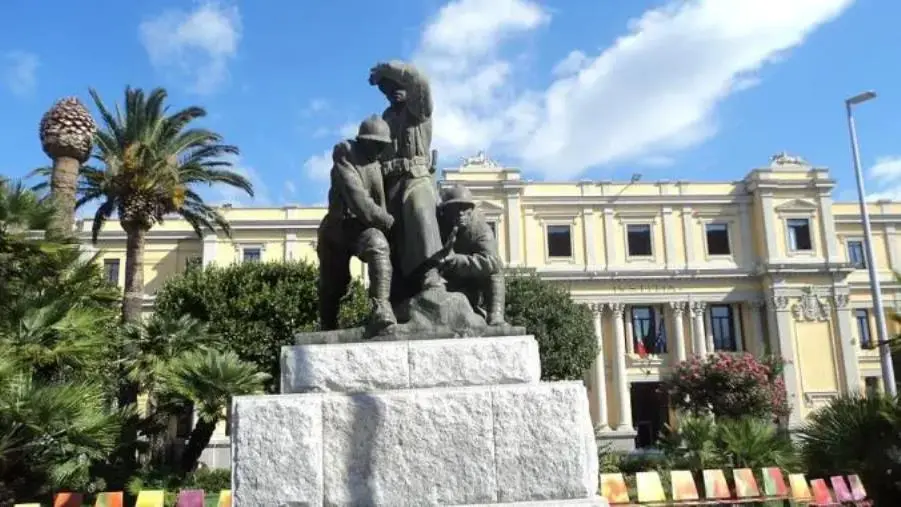 25 Aprile, a Catanzaro la cerimonia commemorativa in Piazza Matteotti