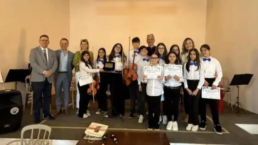 All'IC di Castrolibero la cerimonia di premiazione degli alunni della classe di violino 