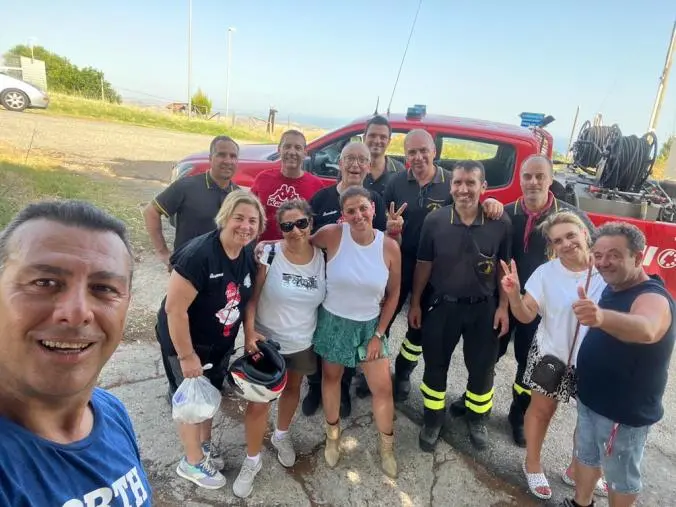 images Sersale, 8 escursionisti si perdono alle Valli Cupe: ritrovati dai Vigili del Fuoco