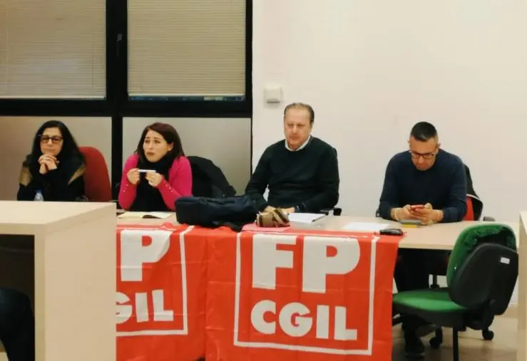 images Cosenza, la FP CGIL in assemblea con i lavoratori della Giunta Regionale
