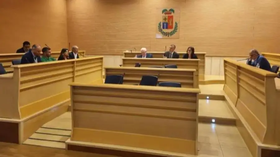 Tis a Vibo: i consiglieri Pagnotta, Lacquaniti, Franzè e Lo Schiavo abbandonano il Consiglio provinciale