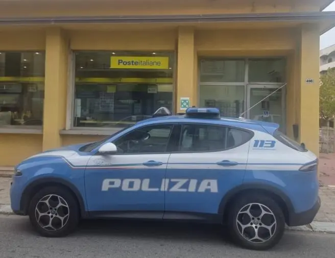 Dà in escandescenza alle Poste: arrestato 23enne gambiano a Villa San Giovanni