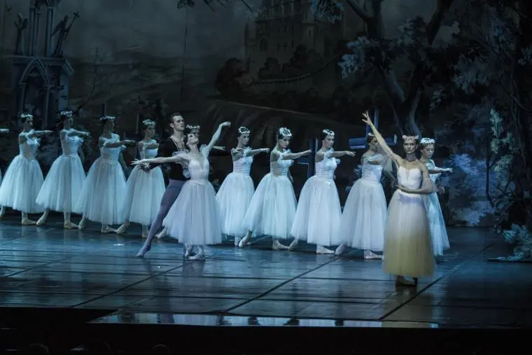 images AMA Calabria, a Catanzaro sold out per il balletto “Giselle” al Comunale