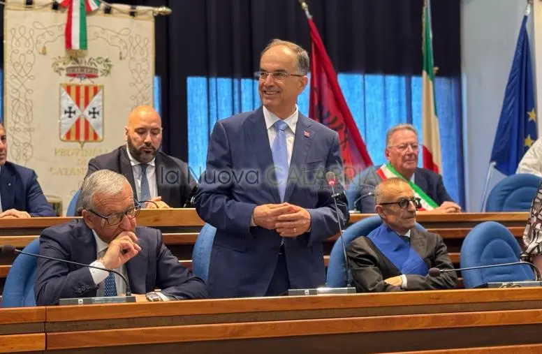 A Catanzaro la visita del Presidente albanese Begaj: l'omaggio alle radici arbëreshe
