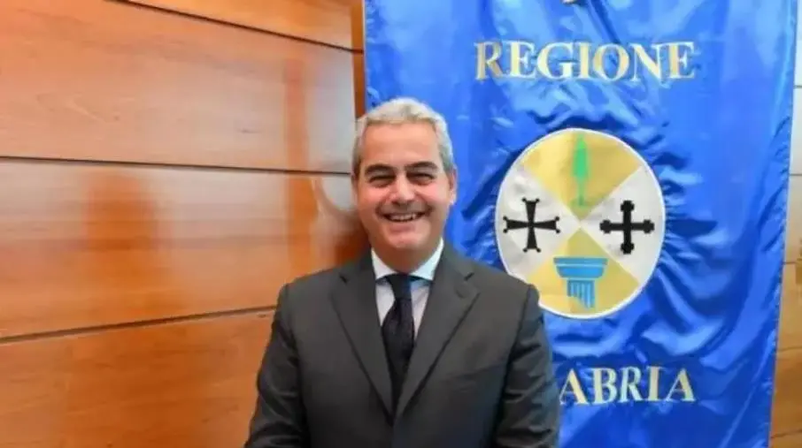 Incendi, Pietropaolo: “La tolleranza zero della Calabria modello per la Nazione”
