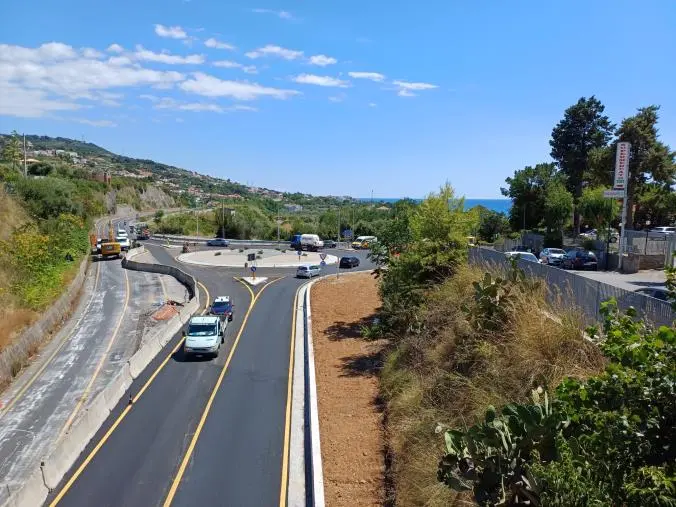 Diamante, completata la rotatoria sulla strada statale 18 'Tirrena Inferiore' 