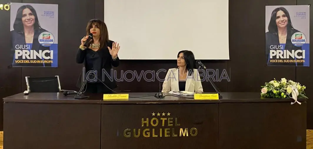 Giusi Princi si presenta alla città incontrando i rappresentanti di scuola, Università, professioni e associazioni
