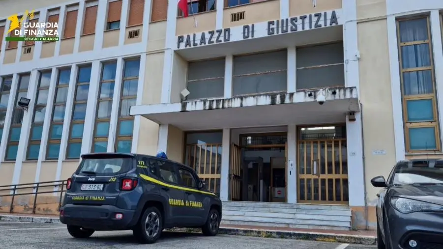 images Certificati di malattia “spregiudicati": nel Reggino 2 medici ai domiciliari e 142 indagati  