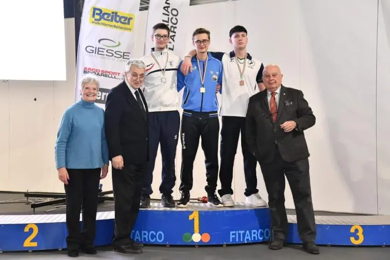 Tiro con l'arco, L' "Arcieri club Lido" di Catanzaro protagonista ai campionati italiani indoor di Pordenone