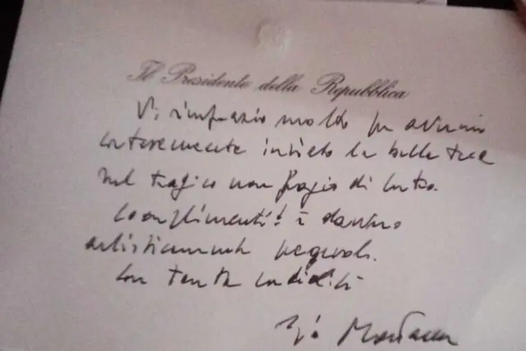 Mattarella ringrazia con una lettera i detenuti di Crotone per una tela sul naufragio di Cutro