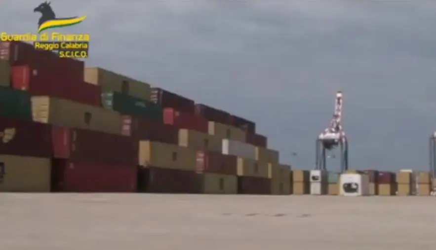 images Traffico internazionale di droga nel porto di Gioia Tauro, torna in libertà la dipendente di una società di spedizioni  