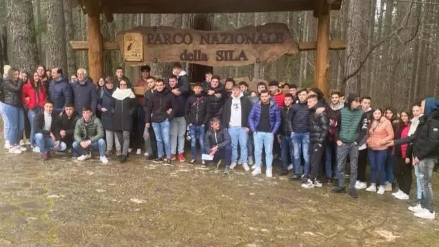 "Il Parco che vorrei" sbarca al Villaggio Mancuso: studenti coinvolti in escursioni e laboratori 