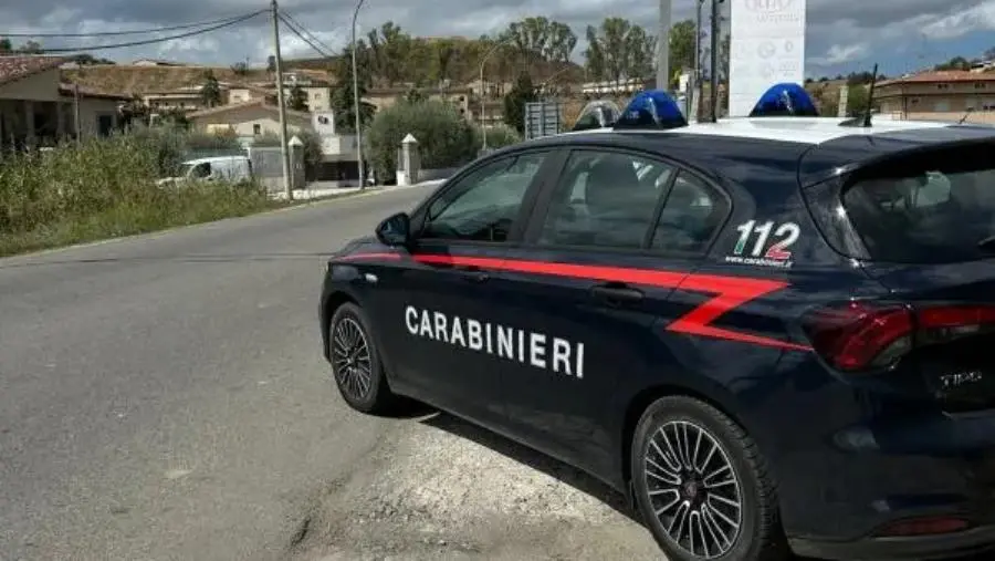 images Aggressione la notte di San Lorenzo nei pressi del lungomare di Strongoli Marina: minori denunciati