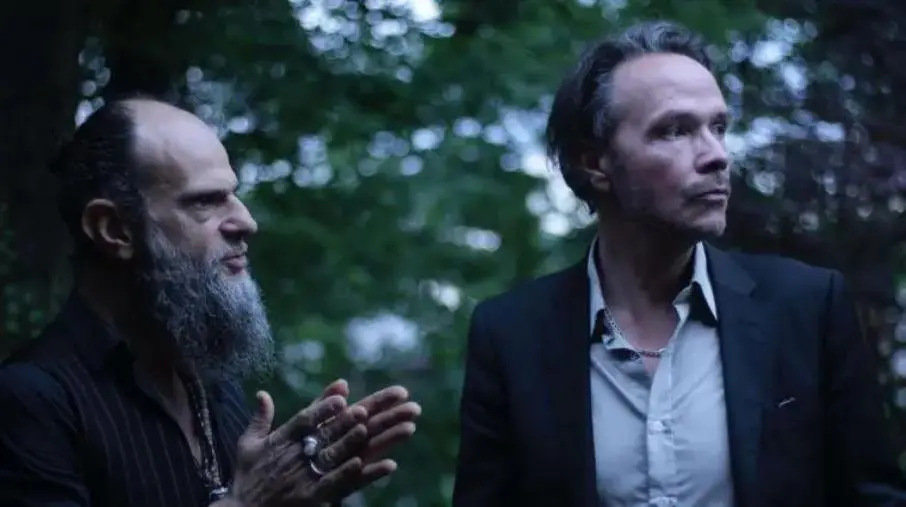 Hugo Race domani al LSS Theatre di Polistena: blues, elettronica e ipnotica visione musicale 