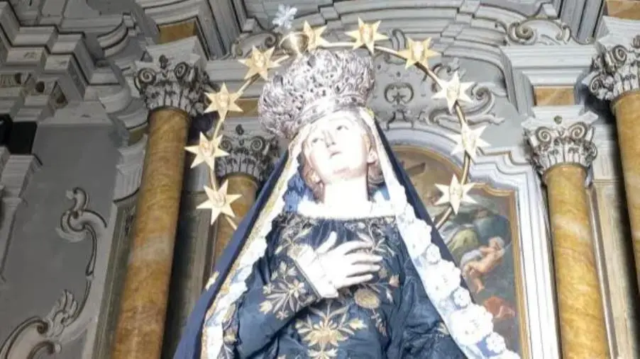images Catanzaro, domani 30 Marzo nella Chiesa del Monte la Pia pratica della Madonna Addolorata, la Desolata