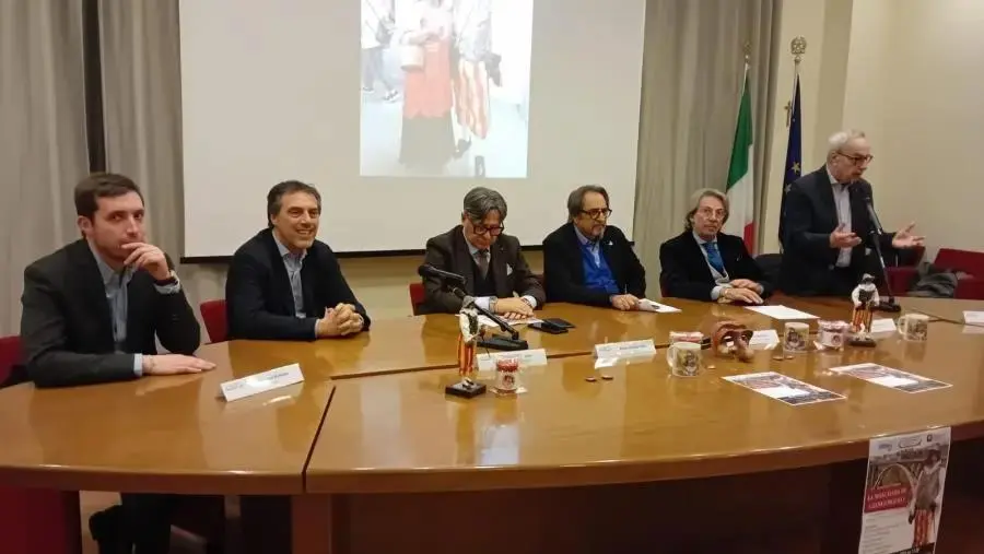 images "La storia di Giangurgolo": un cortometraggio per riscoprire l’identità calabrese