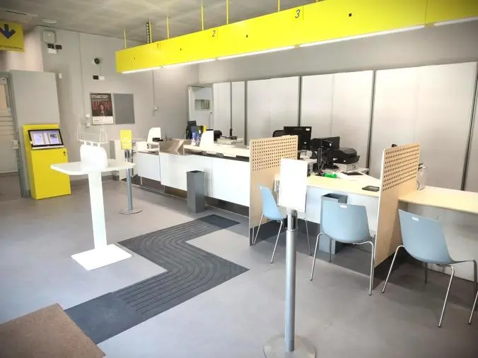 L’ufficio postale di Botricello riapre al pubblico dopo i lavori di ristrutturazione “Polis”