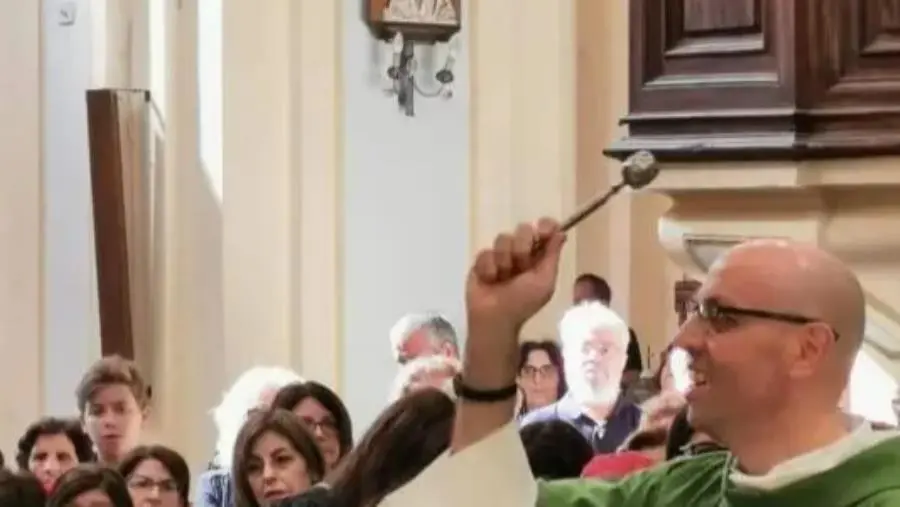 Catanzaro, la parrocchia “Santa Maria Assunta” a Gagliano festeggia don Michele Fontana 