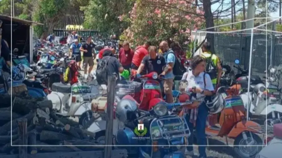 images Simeri Crichi diventa per un giorno capitale delle Vespe, Zicchinella: "Una giornata meravigliosa"