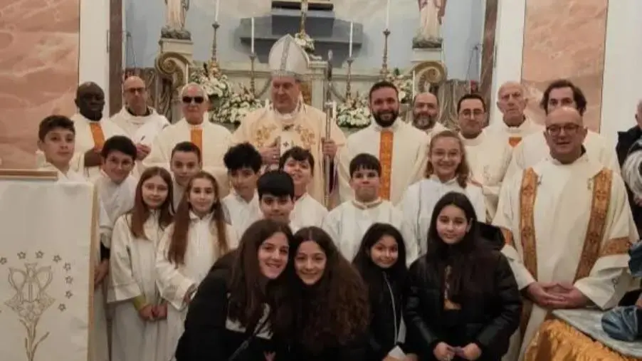 Gimigliano, monsignor Maniago al Santuario della Madonna di Porto per ricordare il ritorno del quadro rubato dai Francesi