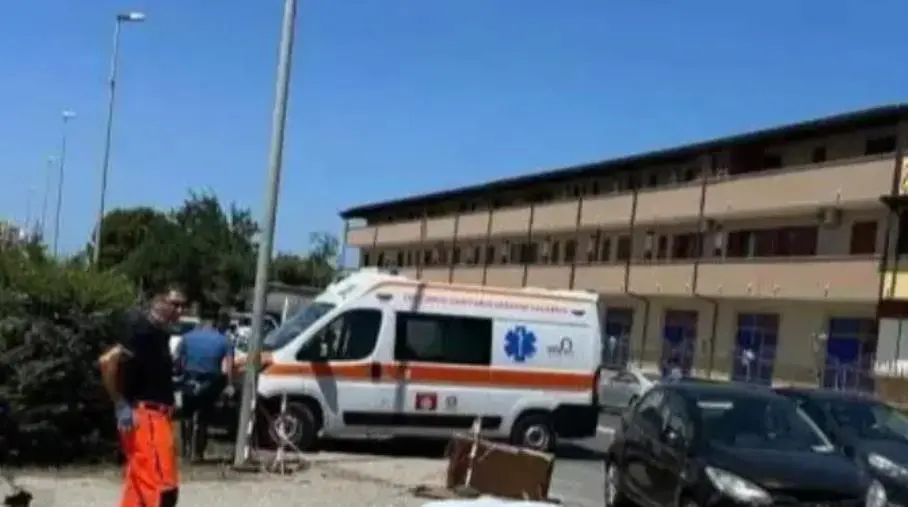 Catanzaro, incidente mortale sulla 106: la vittima è un giovane di Crotone