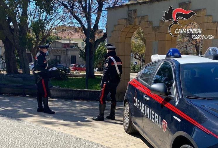 images Reggio Calabria. Un uomo arriva al pronto soccorso con una ferita al collo: arrestato un 38enne