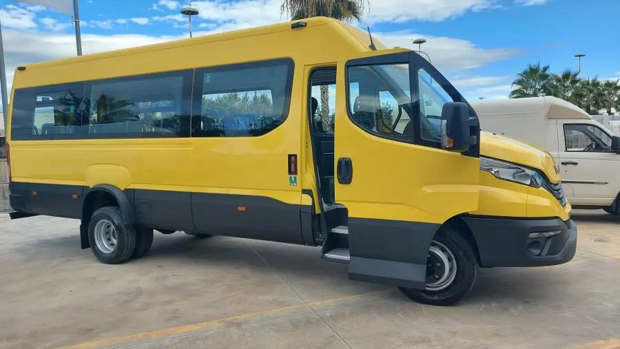 Chiaravalle, la minoranza: "Trenta studenti rischiano esclusione dal trasporto scolastico”