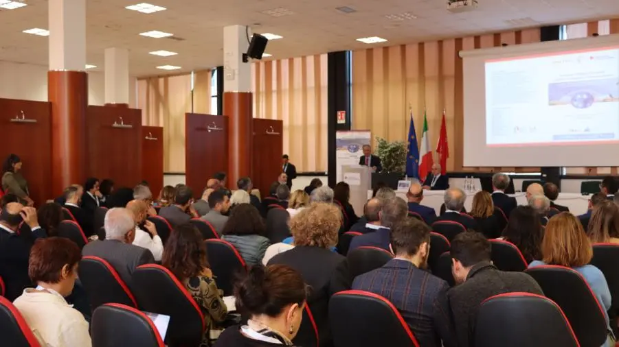 Università e Intelligenza Artificiale: l’Unical guida il dibattito su etica, didattica e innovazione