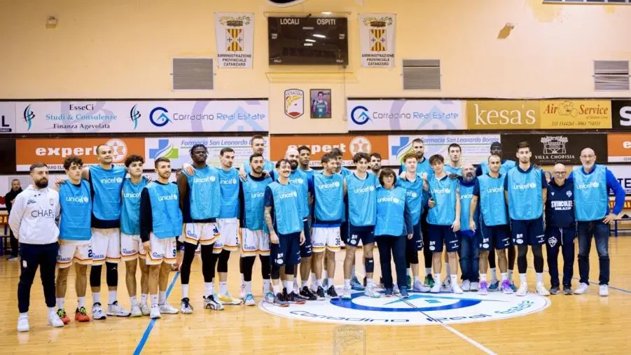 Basket Academy per il sociale: le iniziative per Unicef e Artisti in corsia 