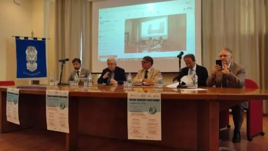 A Catanzaro "Mercato, economia e bene comune": confronto incontro alla Camera di comercio