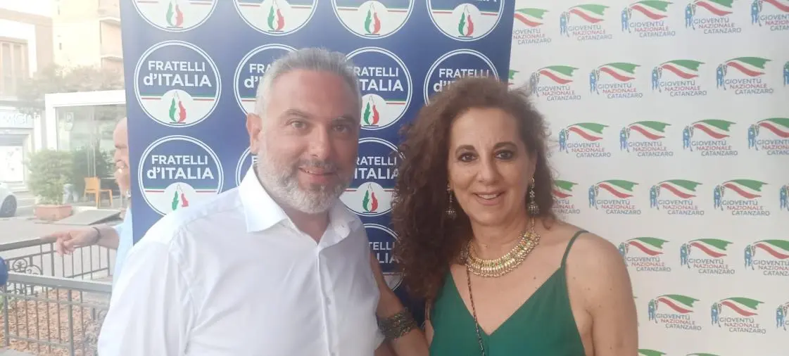 images Fratelli d'Italia in piazza a Catanzaro, Ferro: “Con le riforme stiamo cambiando l'Italia”