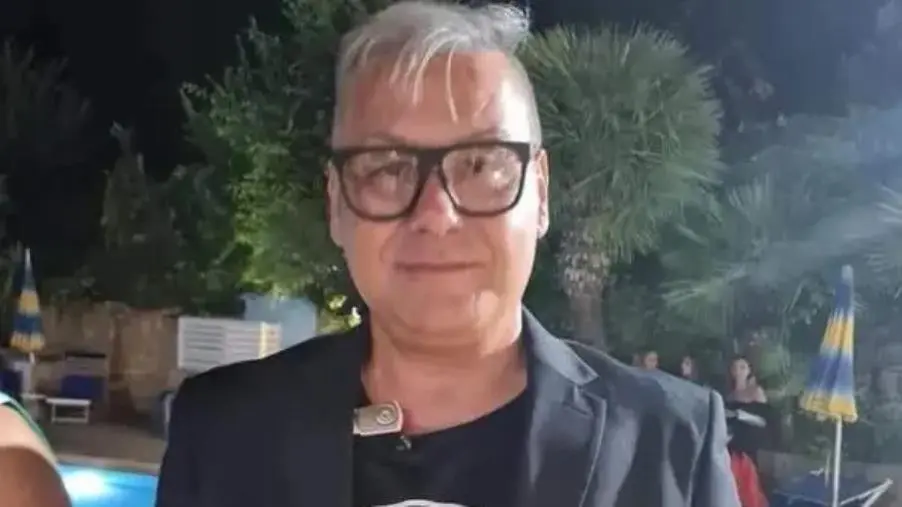 Dramma a Crotone, scontro auto moto: muore ex finanziere di 53 anni