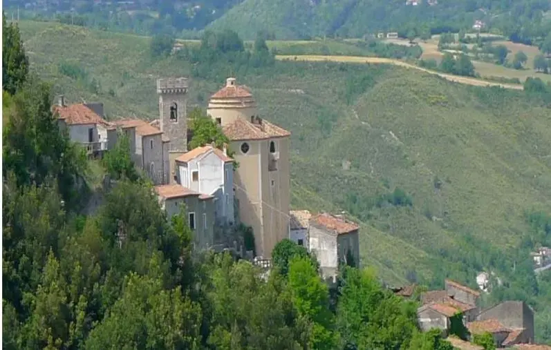 Laino Castello punta ad uno sviluppo turistico sostenibile con il rilancio del borgo antico