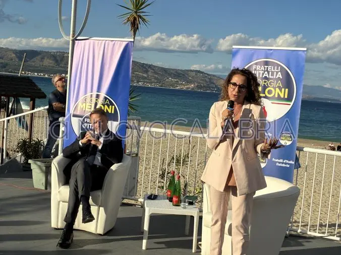 Lollobrigida a Soverato con Wanda Ferro: "Calabria, uno dei simboli del cambio di passo dell'Italia"