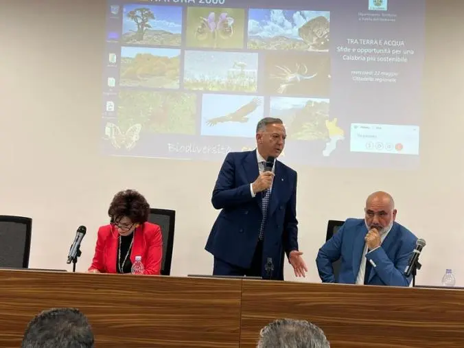 images Regione, "tra terra e acqua": incontro in Cittadella sulle sfide e le opportunità per una Calabria più sostenibile