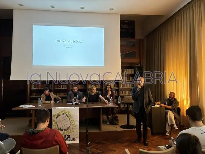 images Catanzaro, prosegue "Performing" di Aba: Branko Miliskovic e il corpo come atto politico