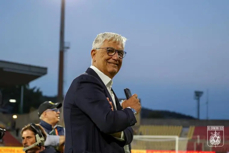 Il presidente del Catanzaro Floriano Noto tra i premiati del Premio Maestrelli 2025