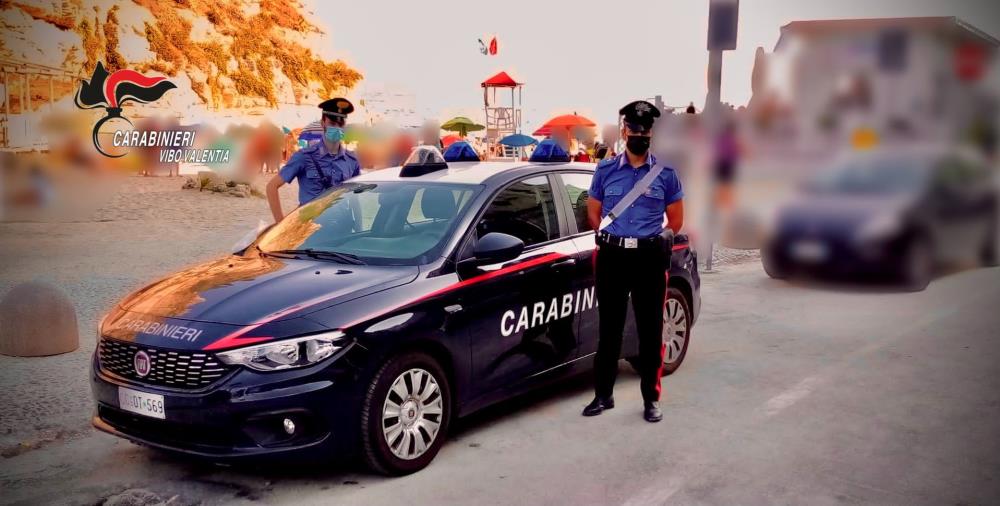 images Tropea, furto di zainetto in spiaggia: ladri arrestati e refurtiva recuperata
