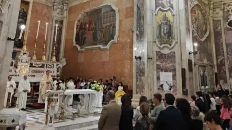 Monsignor Maniago agli studenti: "Auguri perché la nostra scuola sia luogo e strumento di pace!"