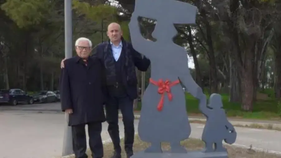 L'antica civiltà contadina rivive a Sellia Marina con le magiche sculture di Luigi Verrino