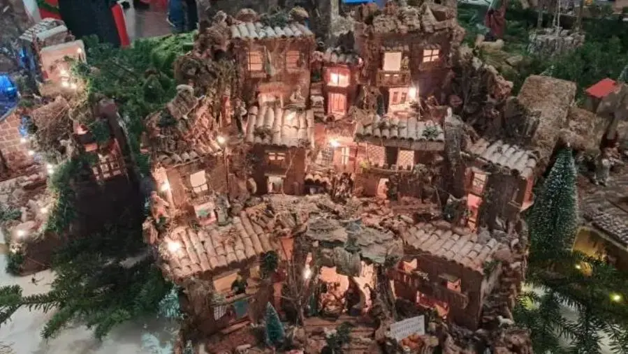 Olivadi celebra il Natale con la terza edizione della “Mostra dei Presepi”