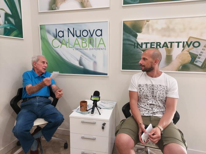 images "I sogni nel cassetto". Massimo Sirelli svela il suo: tornare in Calabria, ma restare cittadino del mondo  (VIDEO)