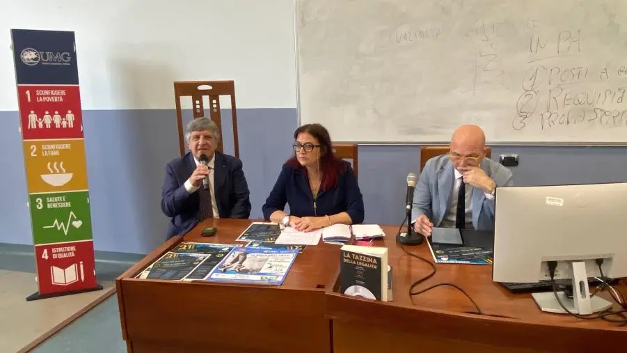 images A settembre la borsa di studio de ‘La tazzina della legalità’ e ‘Umg’ per gli studenti superiori e universitari