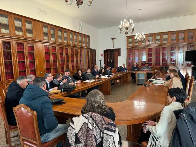 Tirocinanti, incontro in Prefettura a Catanzaro con Calabrese: "Vogliamo dare loro dignità lavorativa"