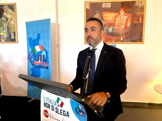 Pensionati attivi, giovani in fuga. De Biase (Uilp Calabria): "Serve un piano straordinario per la Calabria"