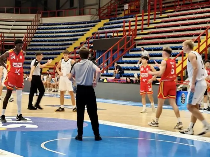 Basket Academy Under 19 Eccellenza non regge l’urto contro la corazzata Napoli Basket e perde 87-65
