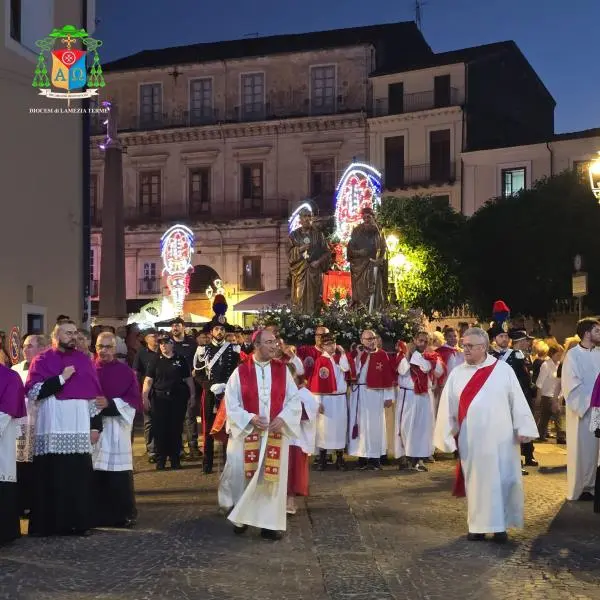 Celebrato a Lamezia il solenne pontificale dei Santi Pietro e Paolo, patroni della città e della diocesi
